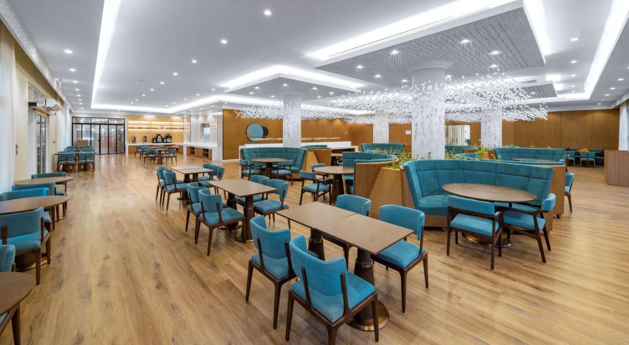 Radisson Hotel Riyadh Airport Екстер'єр фото