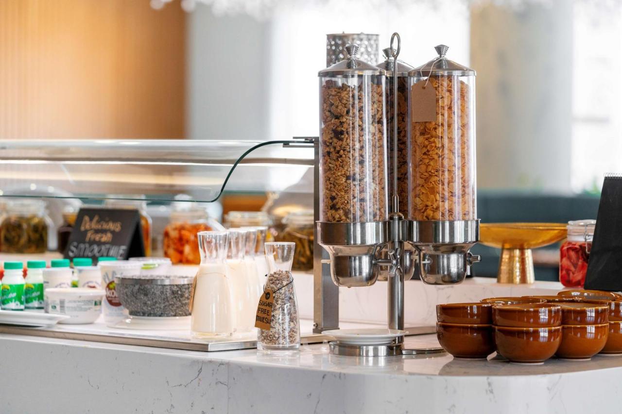 Radisson Hotel Riyadh Airport Екстер'єр фото