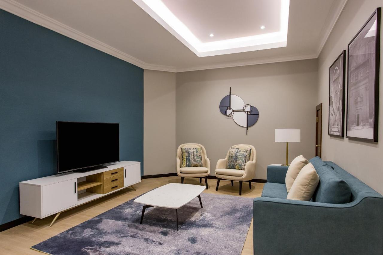 Radisson Hotel Riyadh Airport Екстер'єр фото