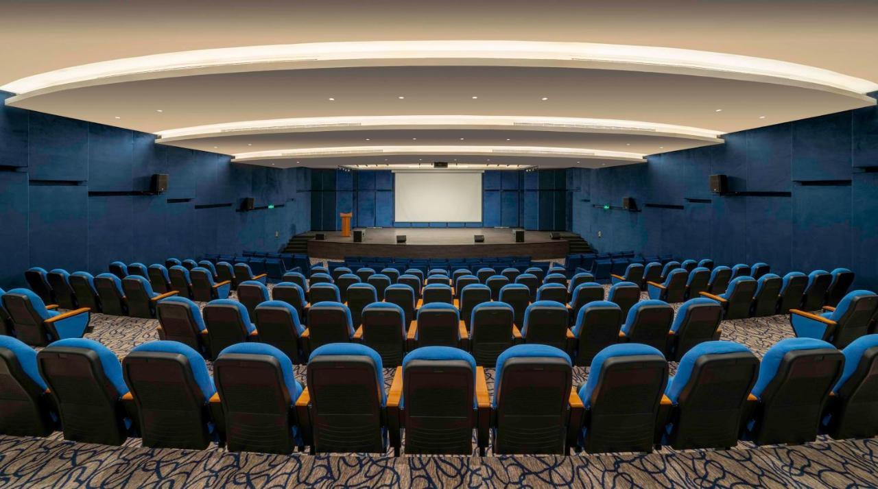 Radisson Hotel Riyadh Airport Екстер'єр фото