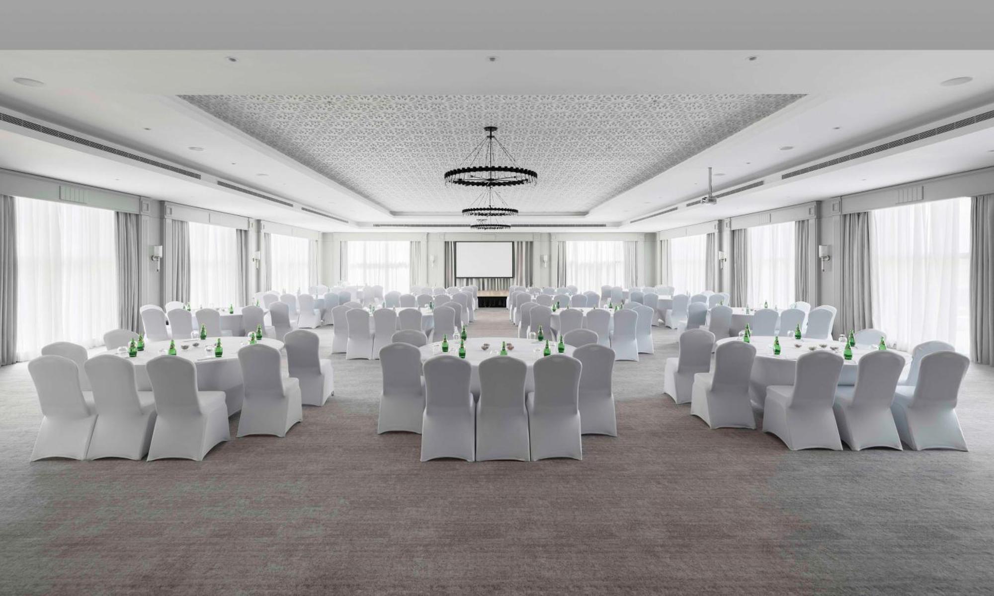 Radisson Hotel Riyadh Airport Екстер'єр фото