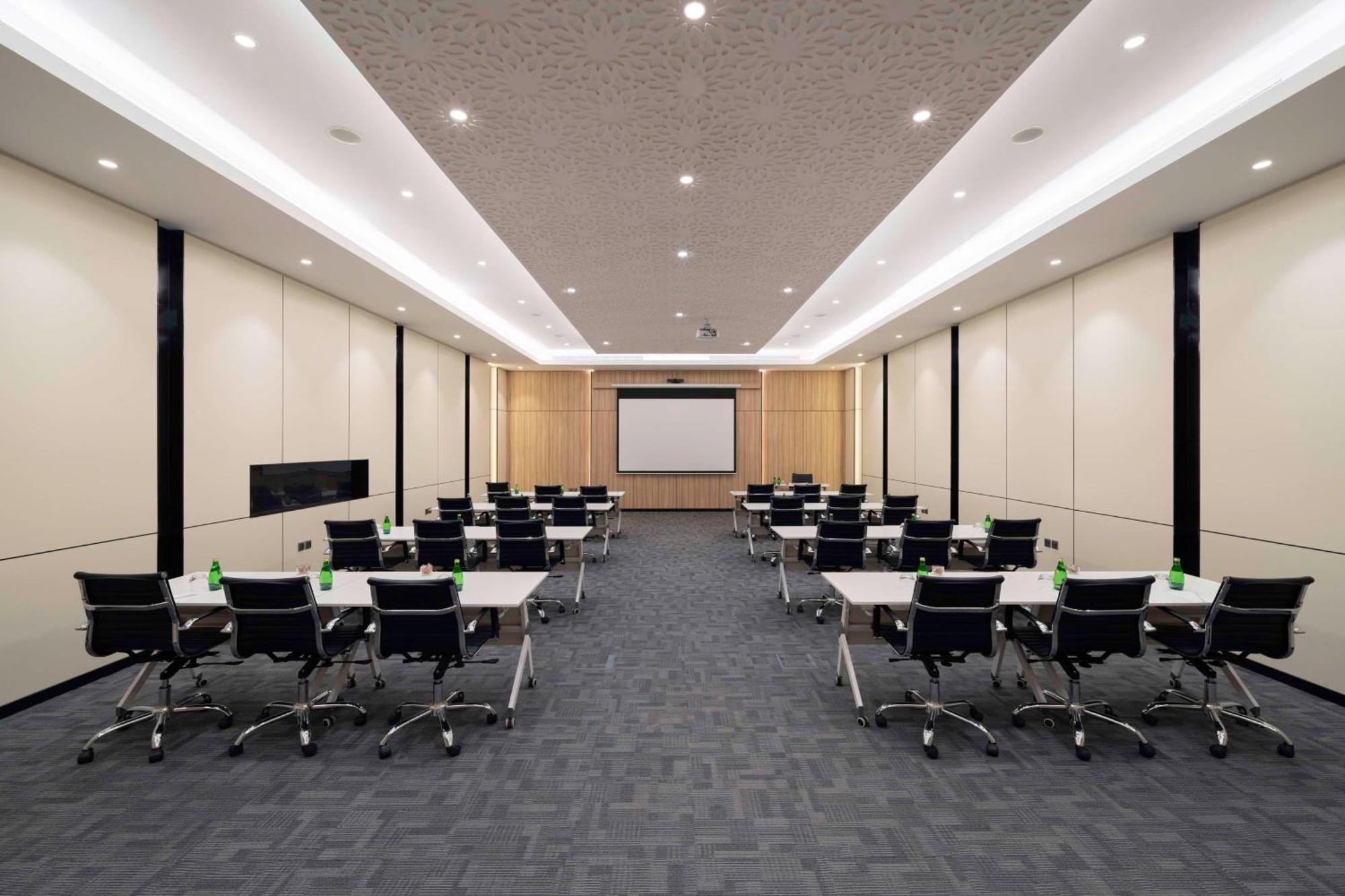 Radisson Hotel Riyadh Airport Екстер'єр фото